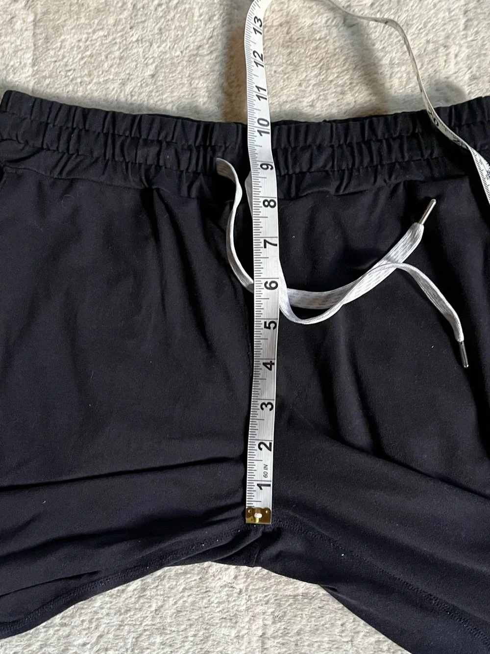 Vuori Performance Joggers - Picture 14 of 16